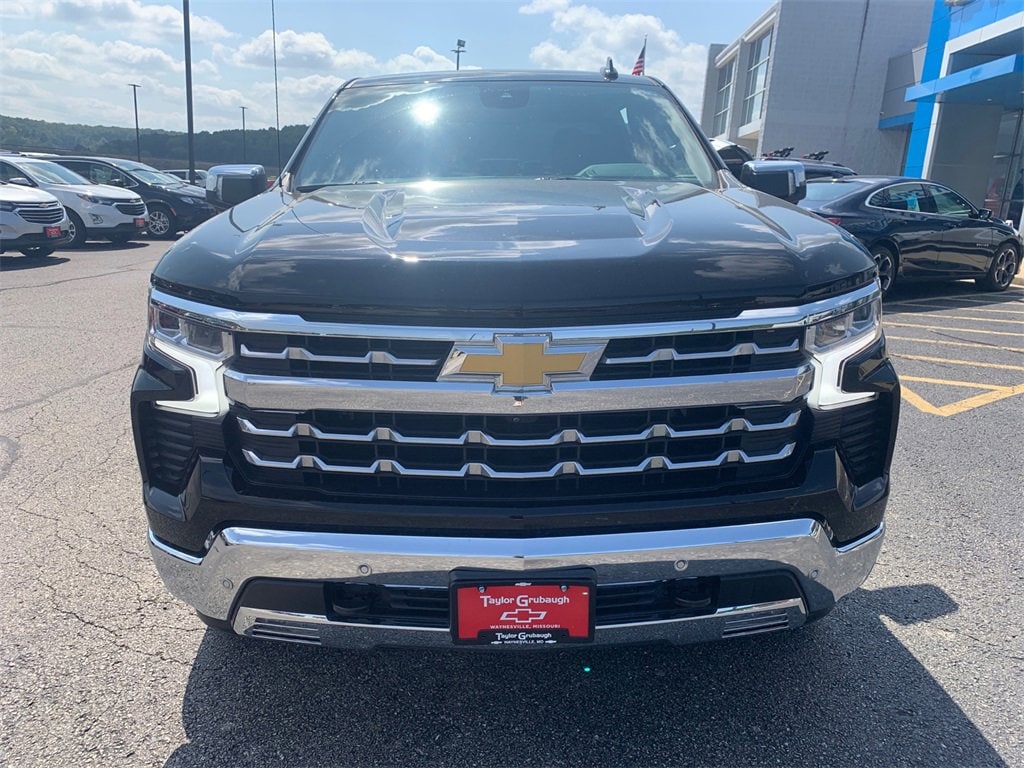 Used 2023 Chevrolet Silverado 1500 LTZ with VIN 2GCUDGED4P1107903 for sale in Waynesville, MO