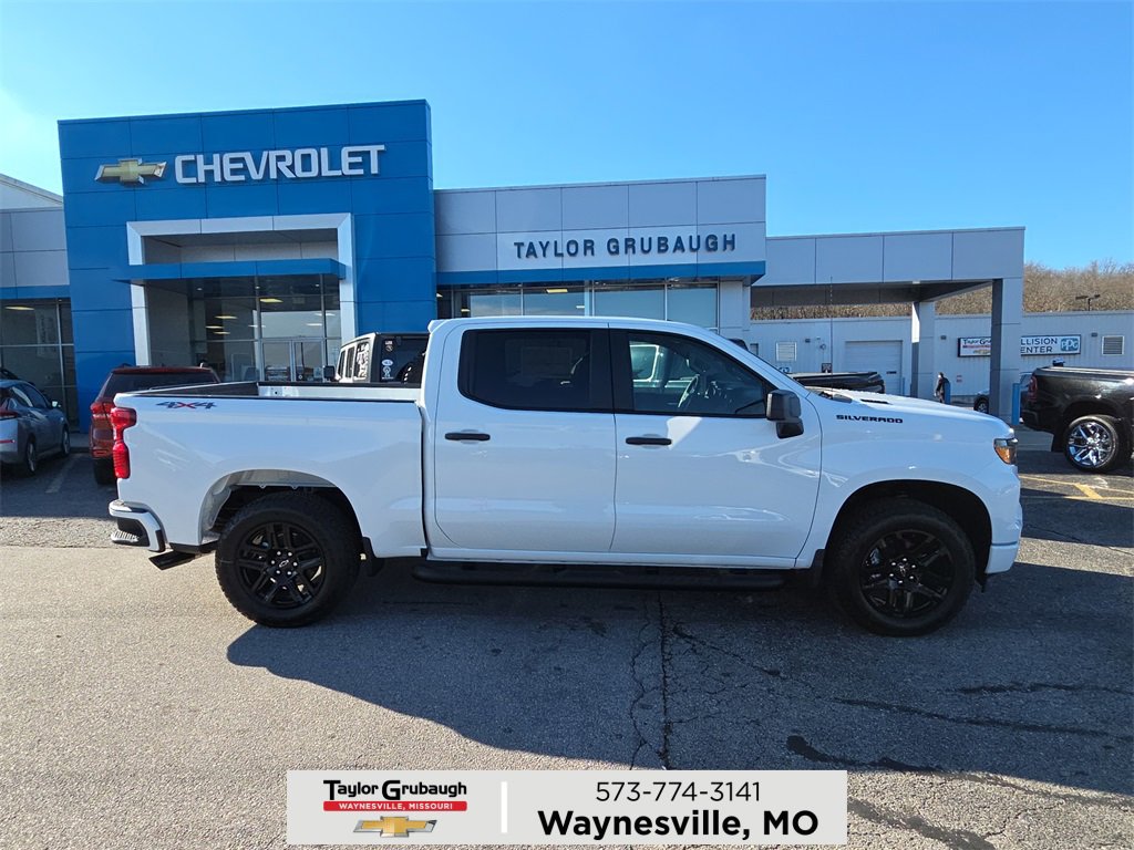 2026 Chevrolet Silverado Custom's photo