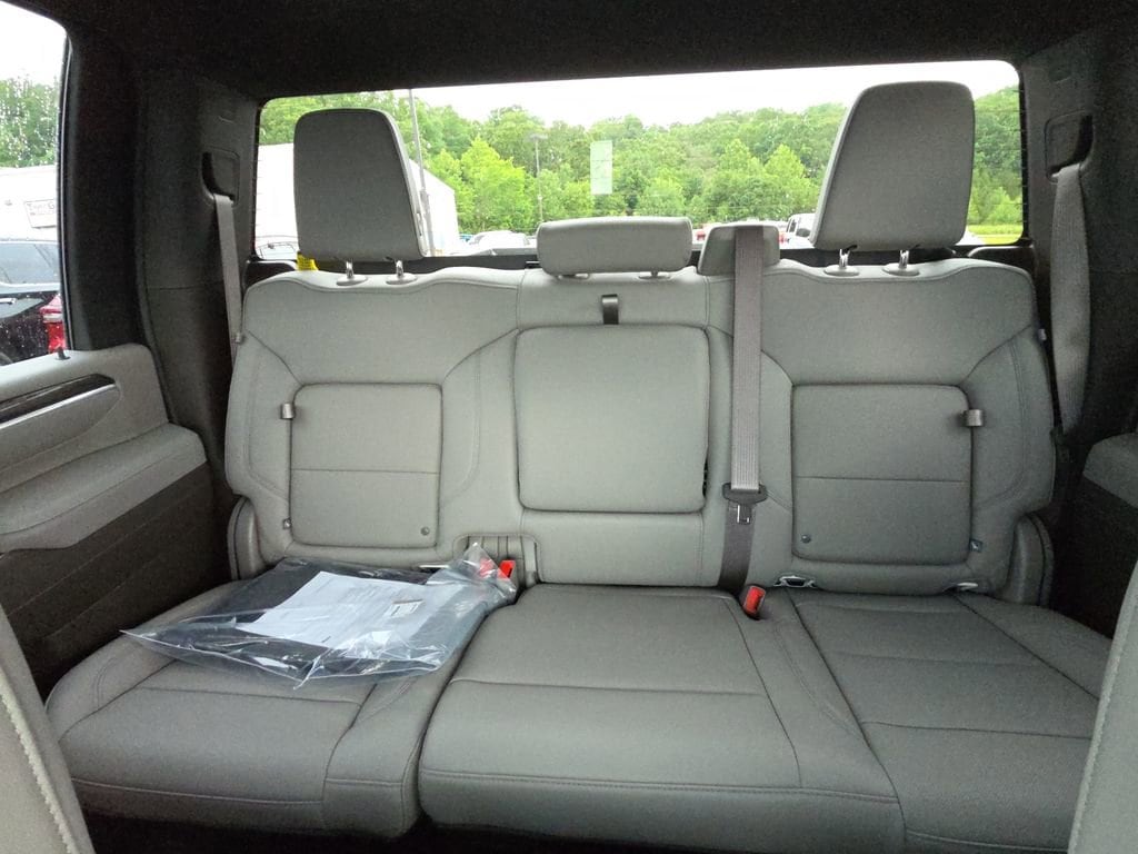 2026 Chevrolet Silverado 3500 HD LTZ - Photo 26