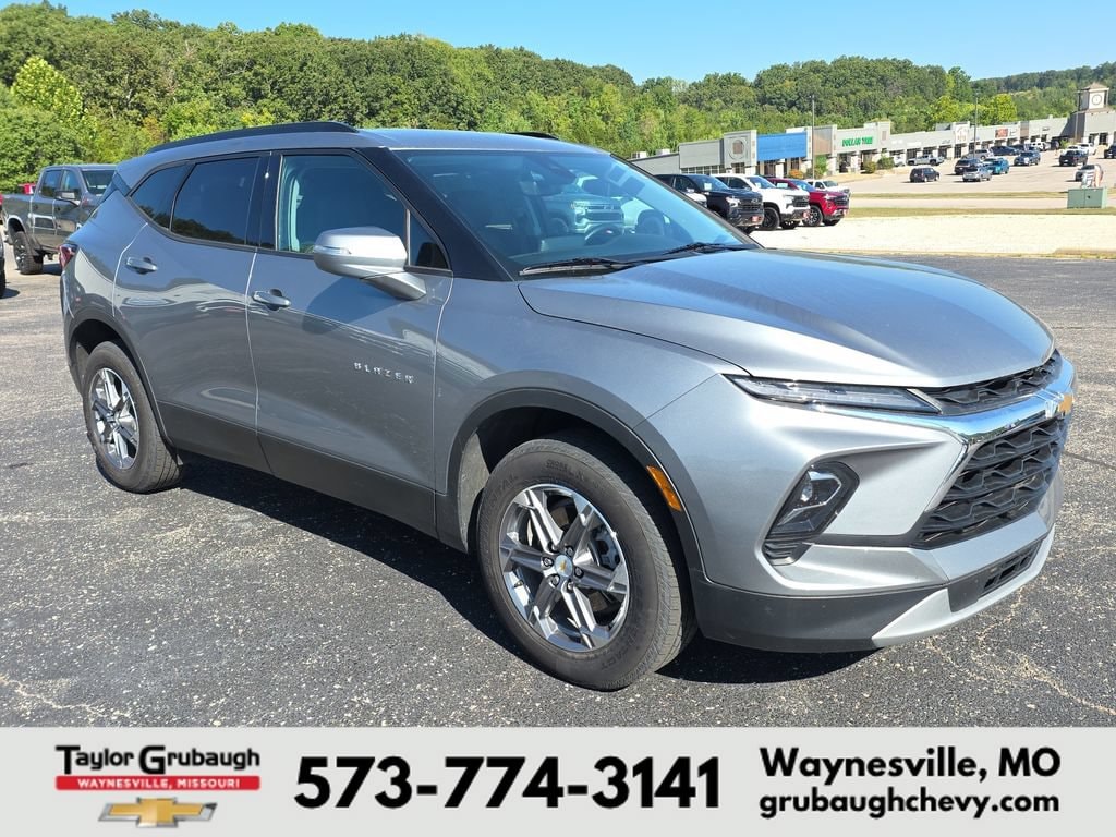 2023 Chevrolet Blazer 3LT - Photo 2