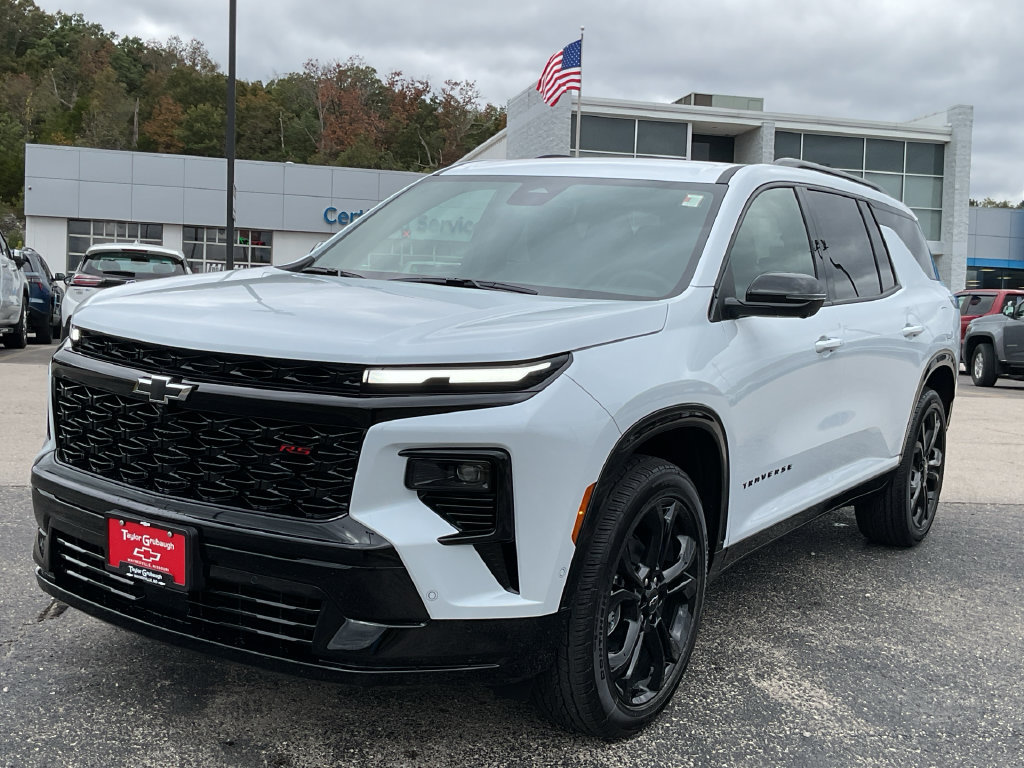 New 2027 Chevrolet Traverse RS SUV