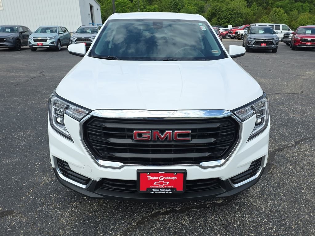 Used 2023 GMC Terrain SLE SUV