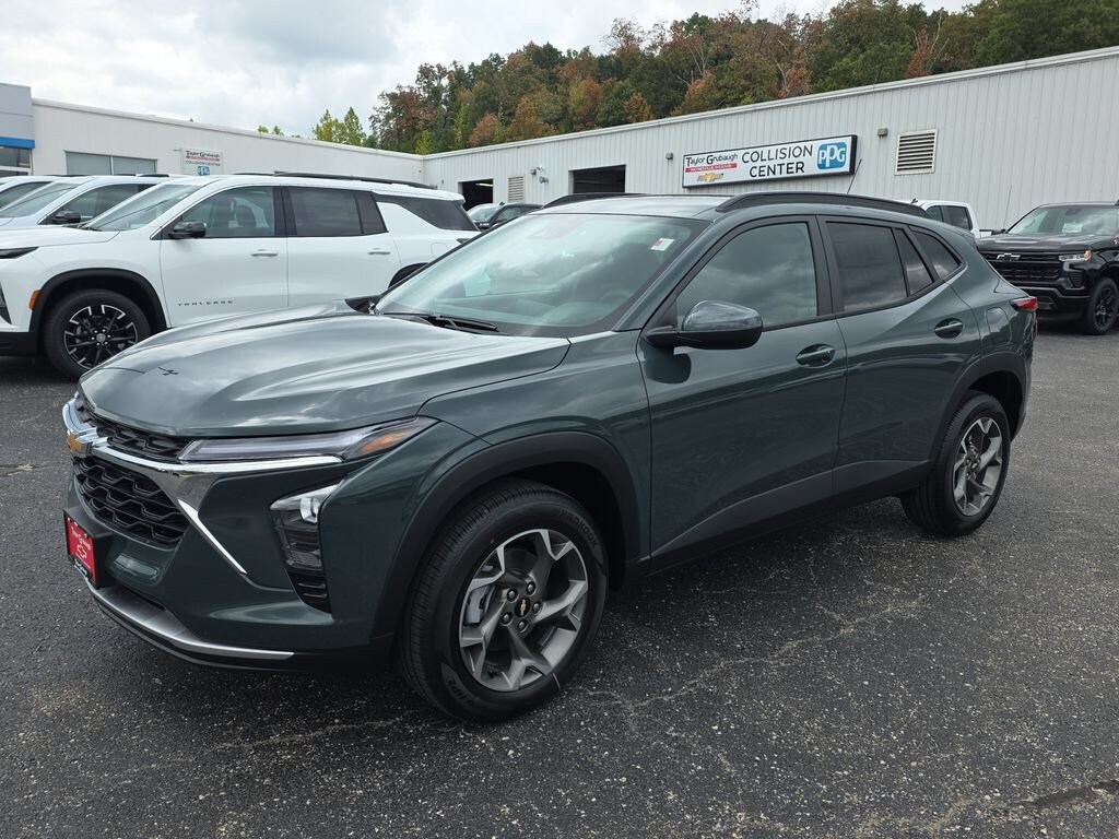 New 2026 Chevrolet Trax LT SUV