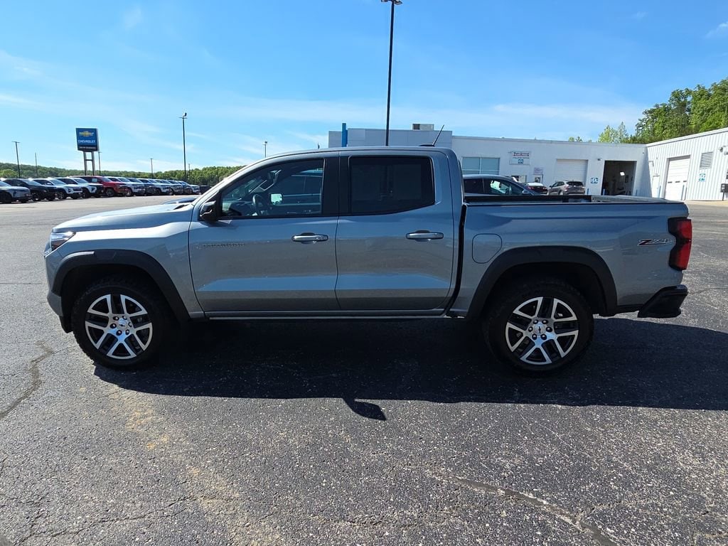 2023 Chevrolet Colorado Z71 - Photo 5