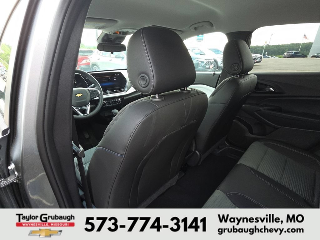 2026 Chevrolet Trax LT - Photo 27