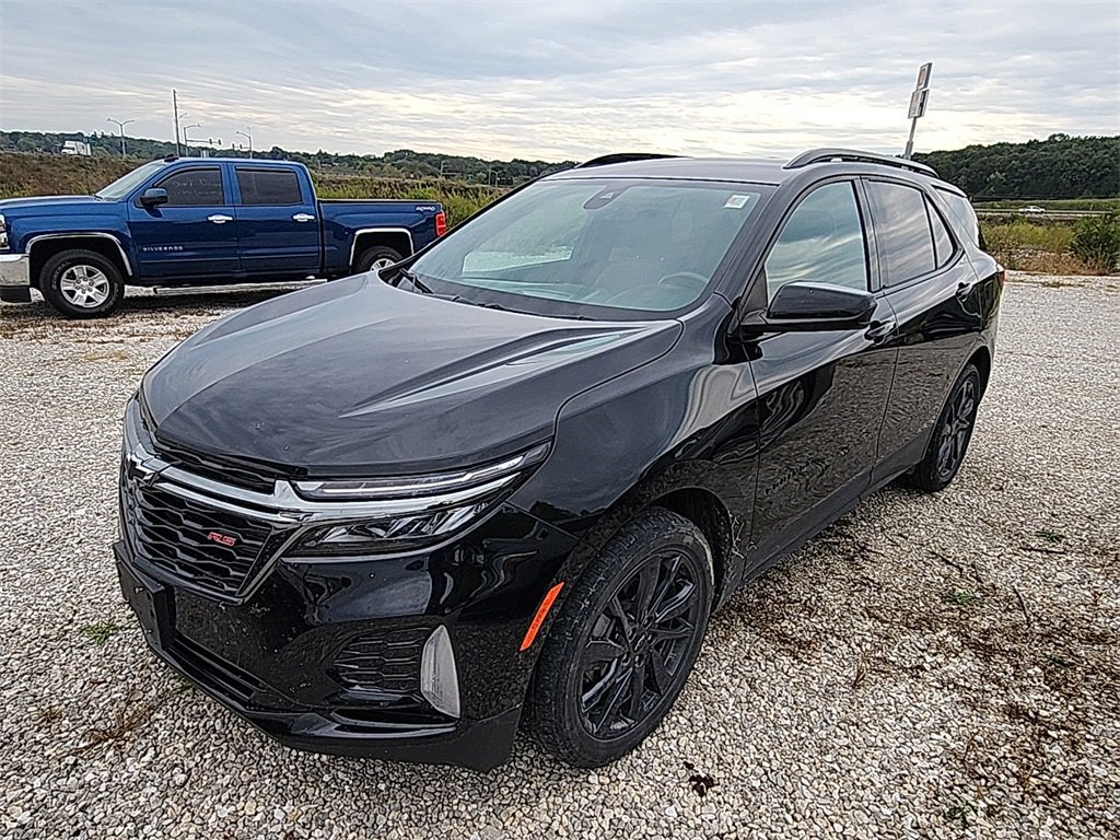 2022 Chevrolet Equinox RS photo 3