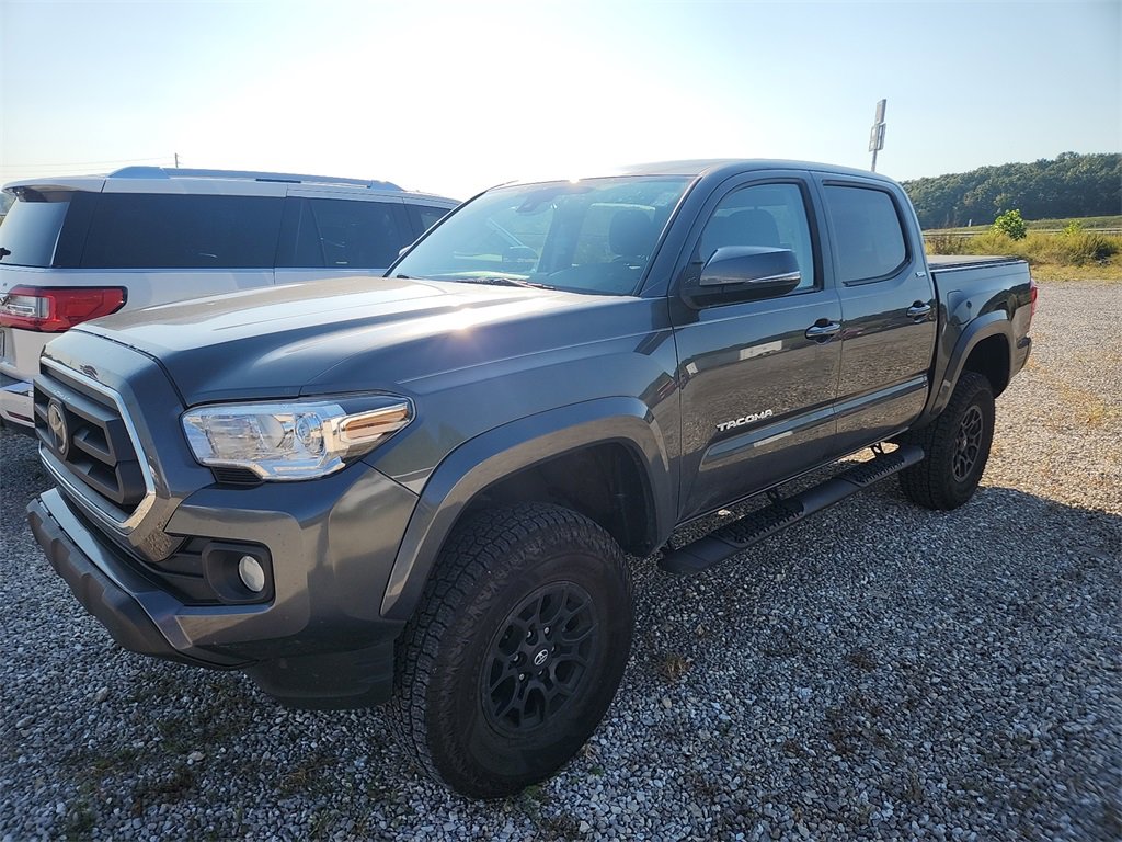 2022 Toyota Tacoma SR5 photo 3