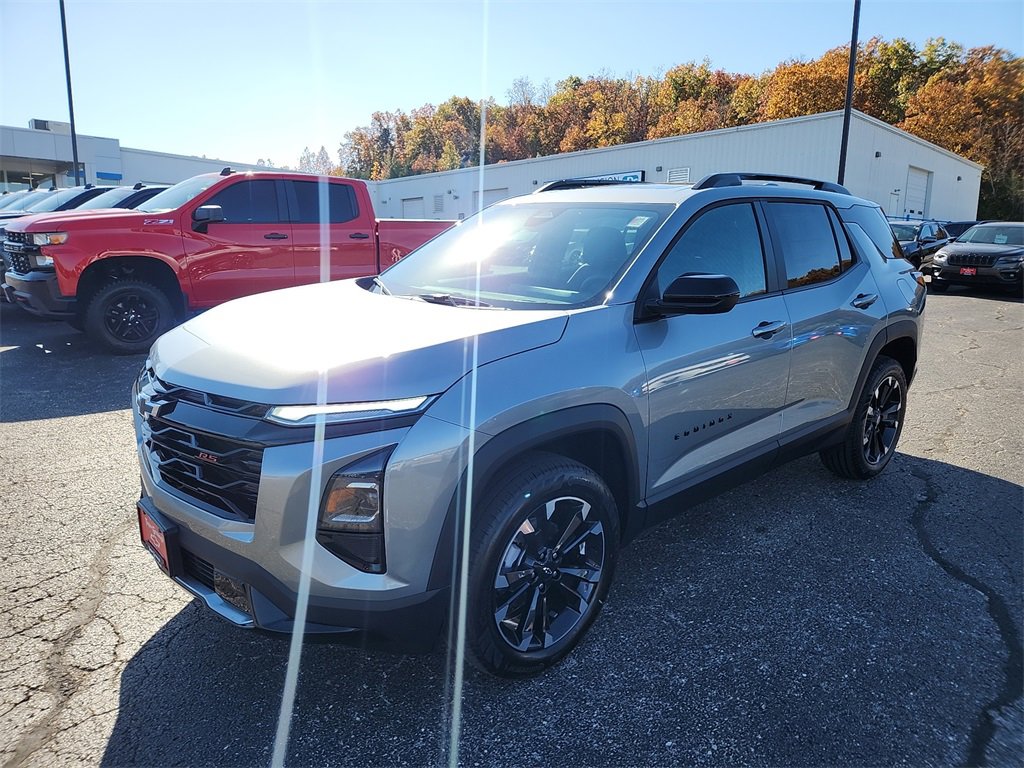 2026 Chevrolet Equinox RS photo 3