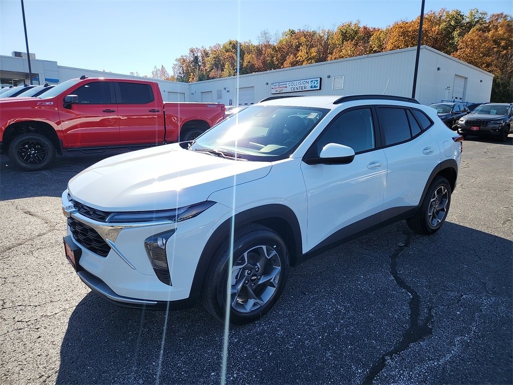 New 2026 Chevrolet Trax LT SUV