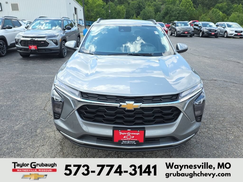New 2026 Chevrolet Trax LT SUV