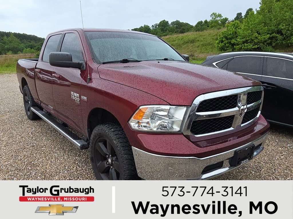 2019 RAM 1500 Classic SLT 4x4 Crew Cab 6'4's photo
