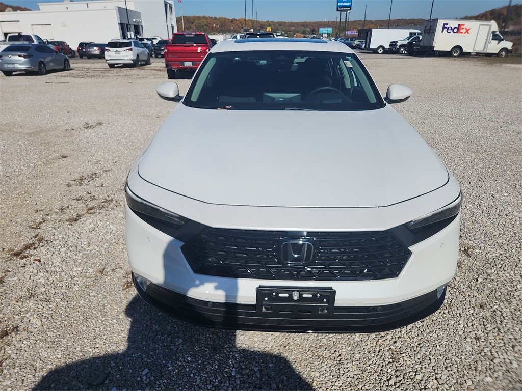 2025 Honda Accord Hybrid Touring photo 2