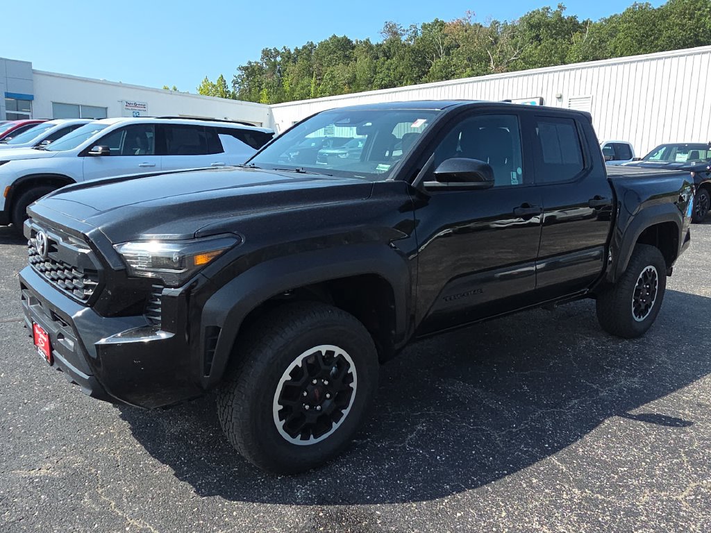 Used 2025 Toyota Tacoma 4WD SR