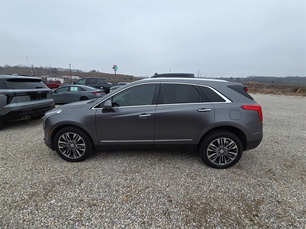 Used 2017 CADILLAC XT5 Premium Luxury AWD SUV