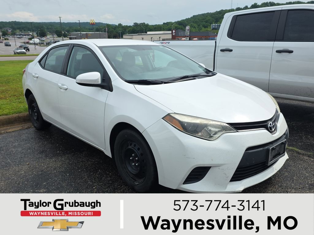 2014 Toyota Corolla's photo