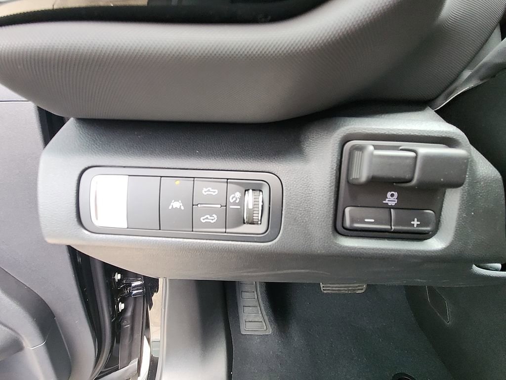 2026 Chevrolet Silverado EV Trail Boss - Photo 18
