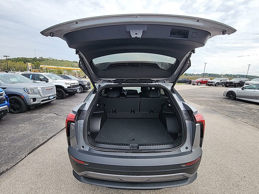 2026 Chevrolet Blazer EV LT - Photo 31