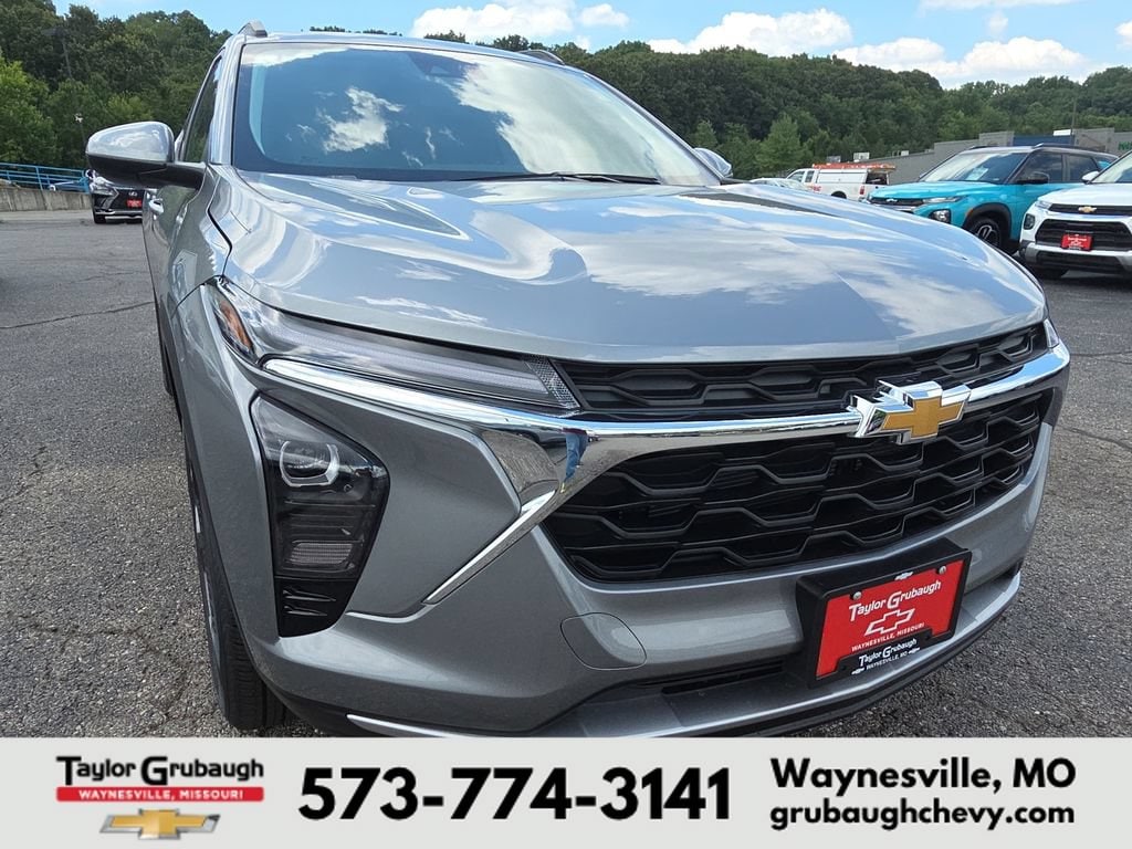 2026 Chevrolet Trax LT - Photo 11