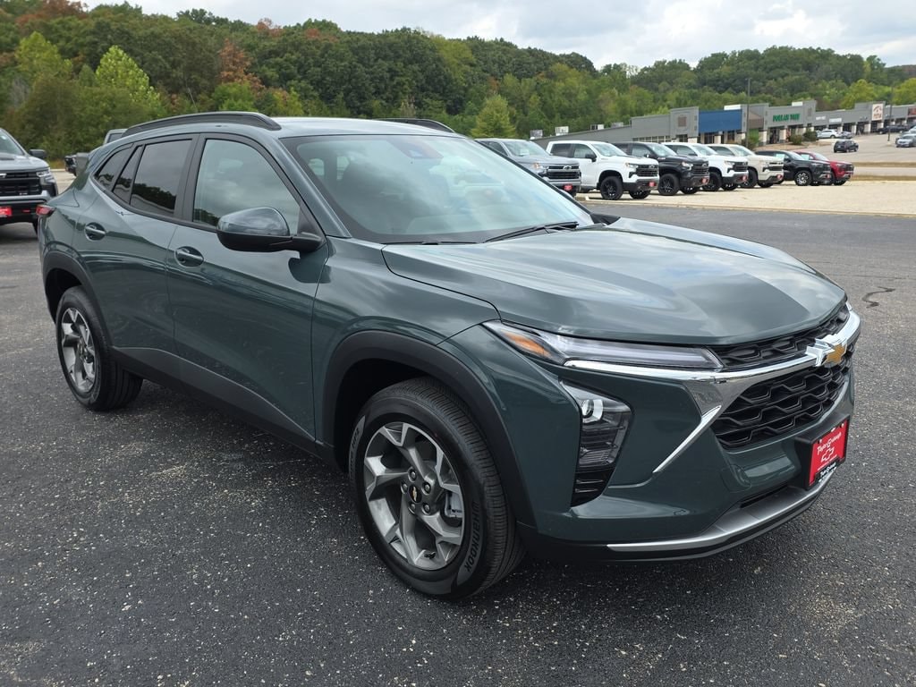 New 2026 Chevrolet Trax LT SUV