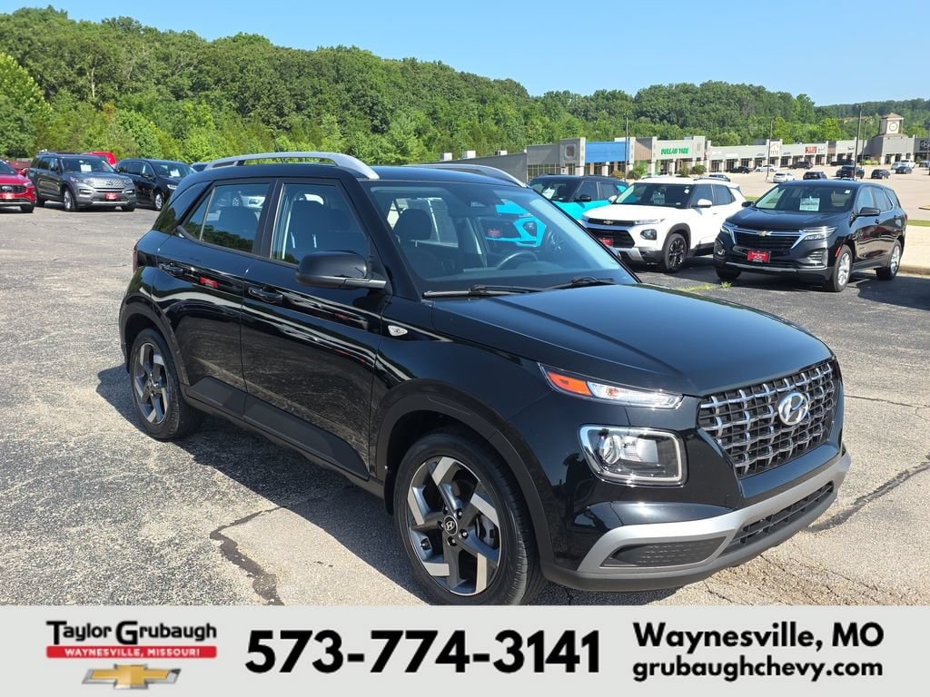Used 2023 Hyundai Venue SEL with VIN KMHRC8A31PU244180 for sale in Waynesville, MO
