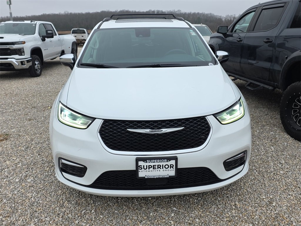 Used 2023 Chrysler Pacifica Limited