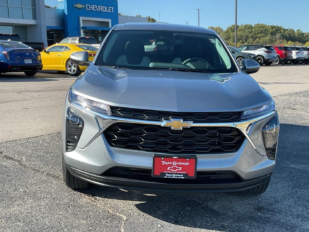 New 2026 Chevrolet Trax LS SUV