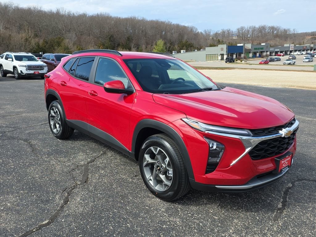 New 2026 Chevrolet Trax LT SUV