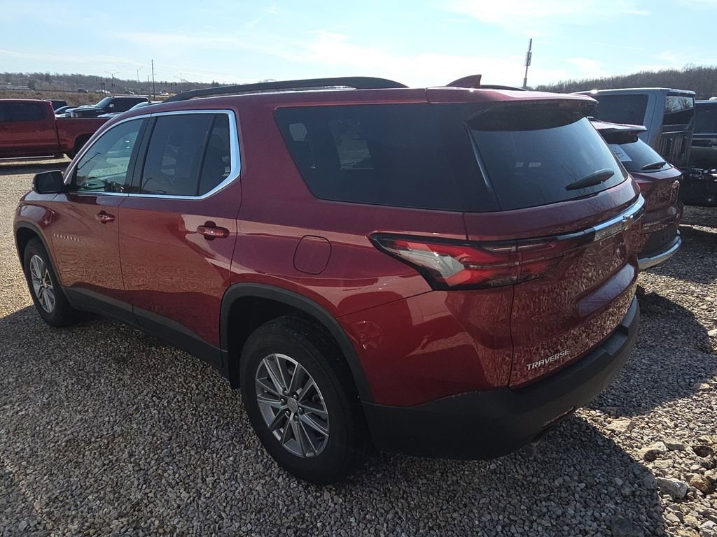 Used 2023 Chevrolet Traverse LT Cloth SUV