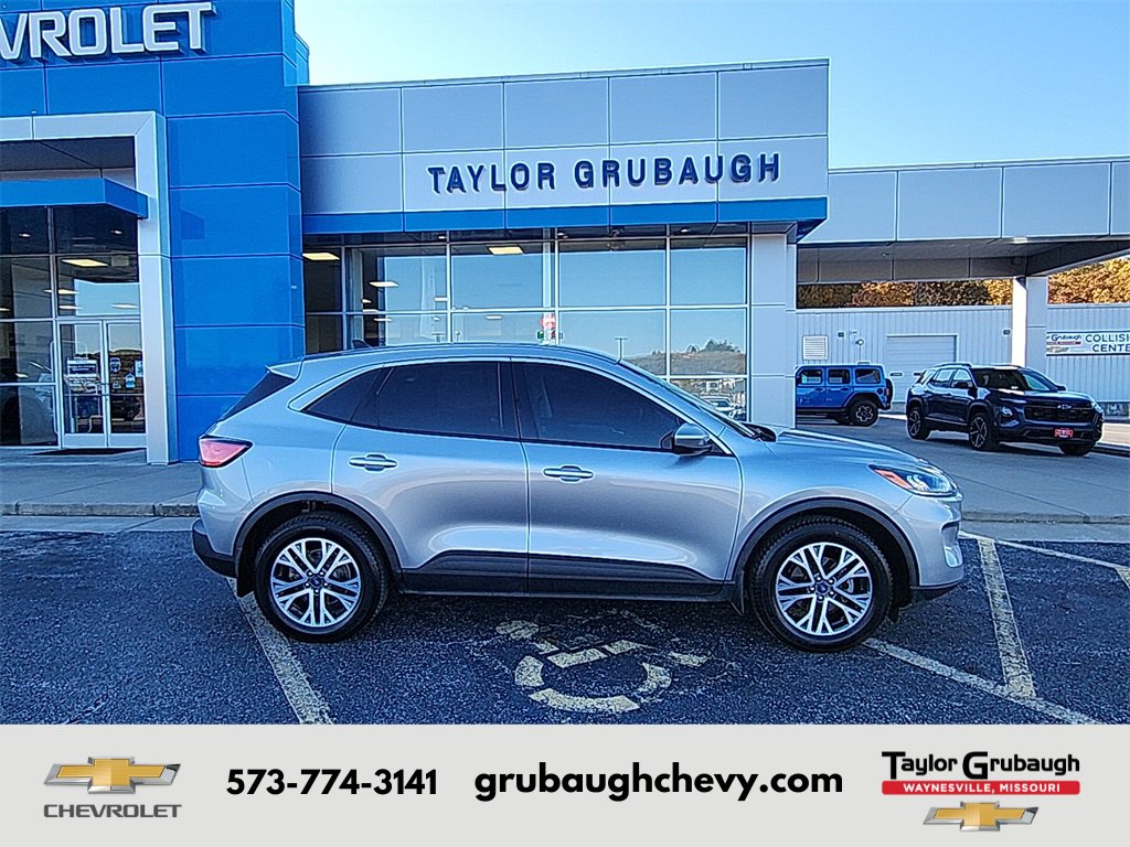 2022 Ford Escape SEL's photo