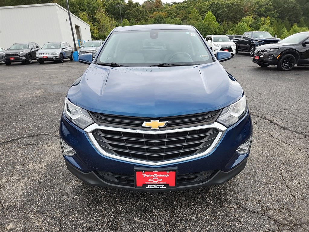 2021 Chevrolet Equinox LT photo 2