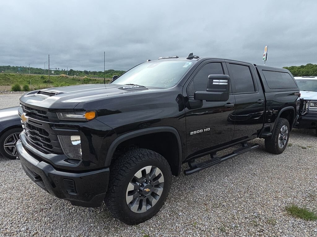 Used 2024 Chevrolet Silverado 2500 HD Custom Truck
