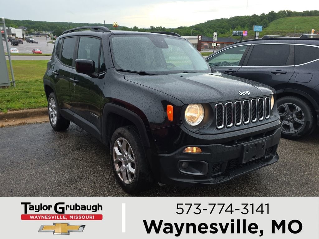 2017 Jeep Renegade Latitude 4x4's photo