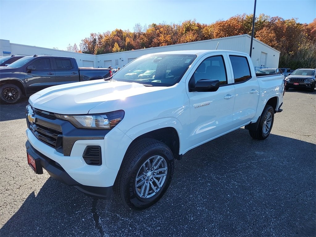 New 2025 Chevrolet Colorado WT/LT Truck