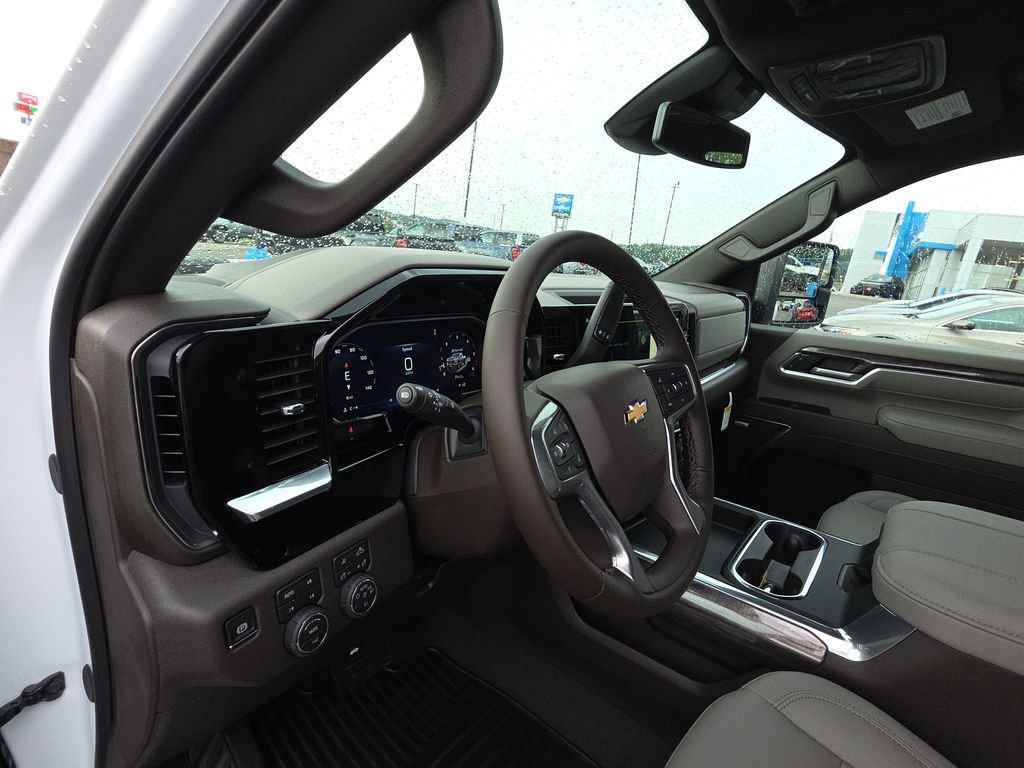 2026 Chevrolet Silverado 3500 HD LTZ - Photo 15