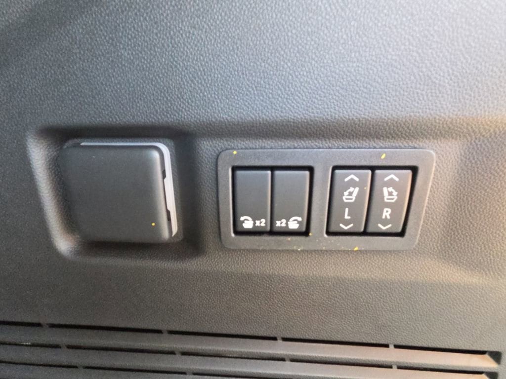 2026 Chevrolet Tahoe Premier - Photo 35