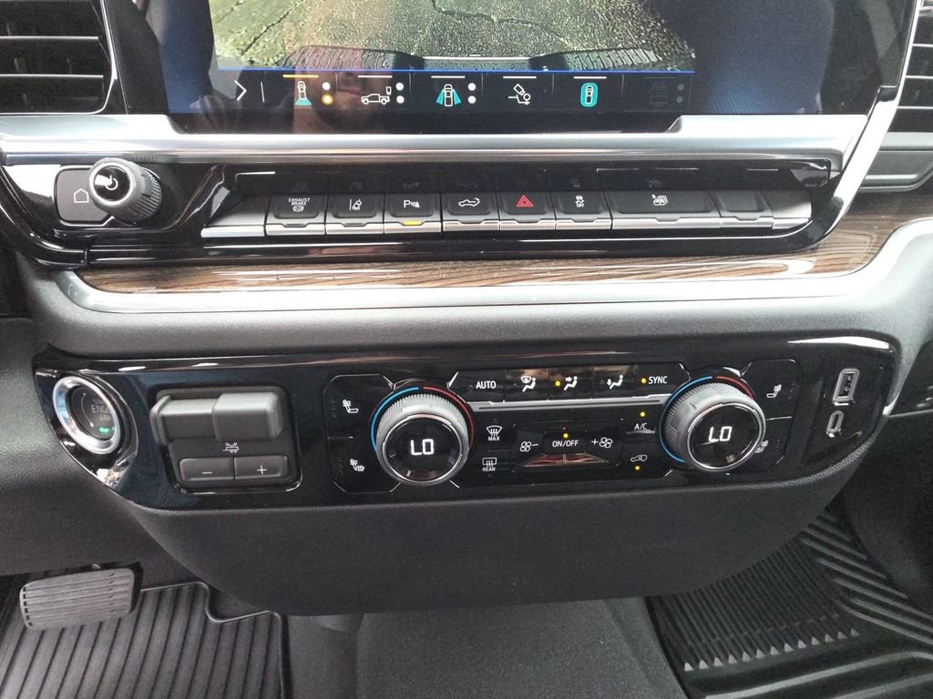 2026 Chevrolet Silverado 3500 HD LT - Photo 24