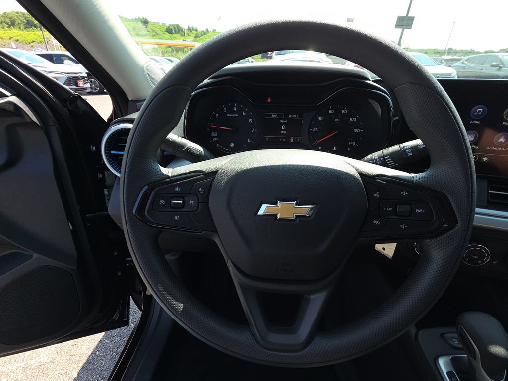 2026 Chevrolet Trax LS - Photo 17