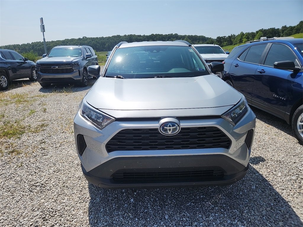 2020 Toyota RAV4 Hybrid LE photo 2