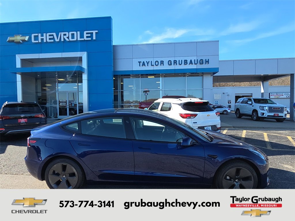 2023 Tesla Model 3 Base's photo