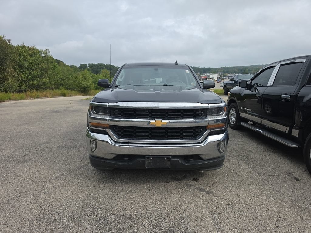Used 2017 Chevrolet Silverado 1500 LT with VIN 3GCUKREC3HG242999 for sale in Waynesville, MO