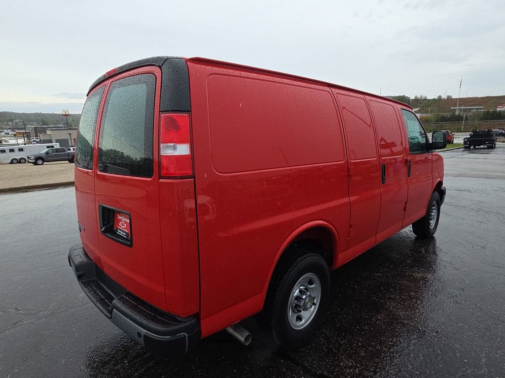2026 Chevrolet Express Cargo Work Van - Photo 8