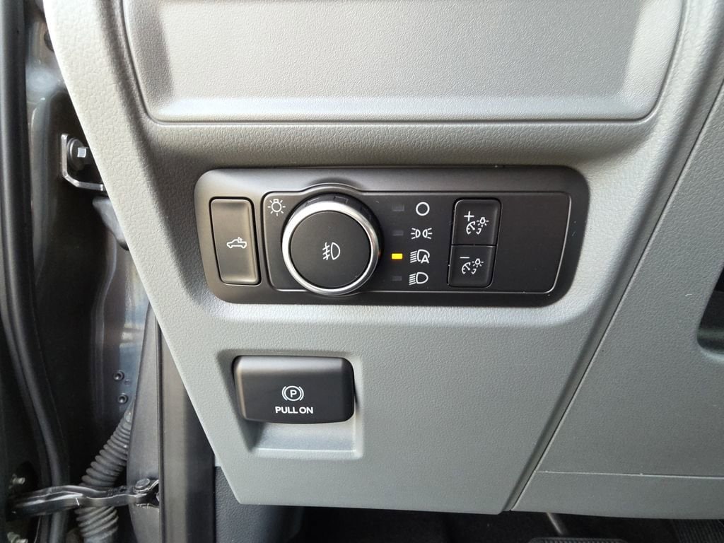 2022 Ford F-150 XL - Photo 21