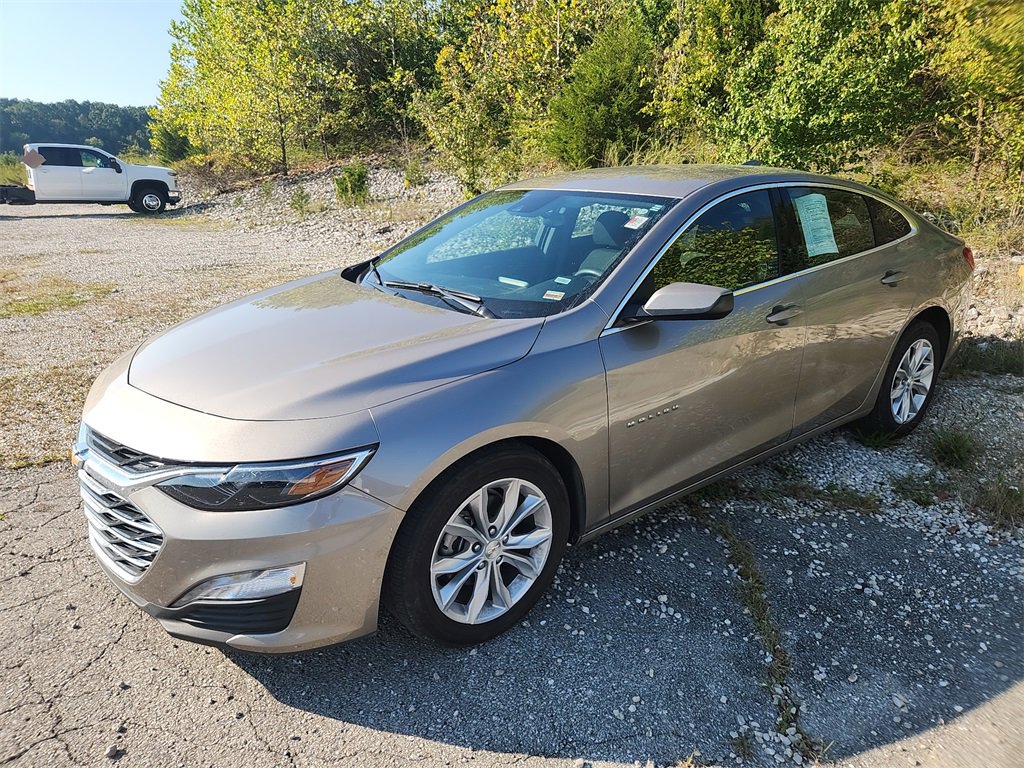 2025 Chevrolet Malibu 1LT photo 3