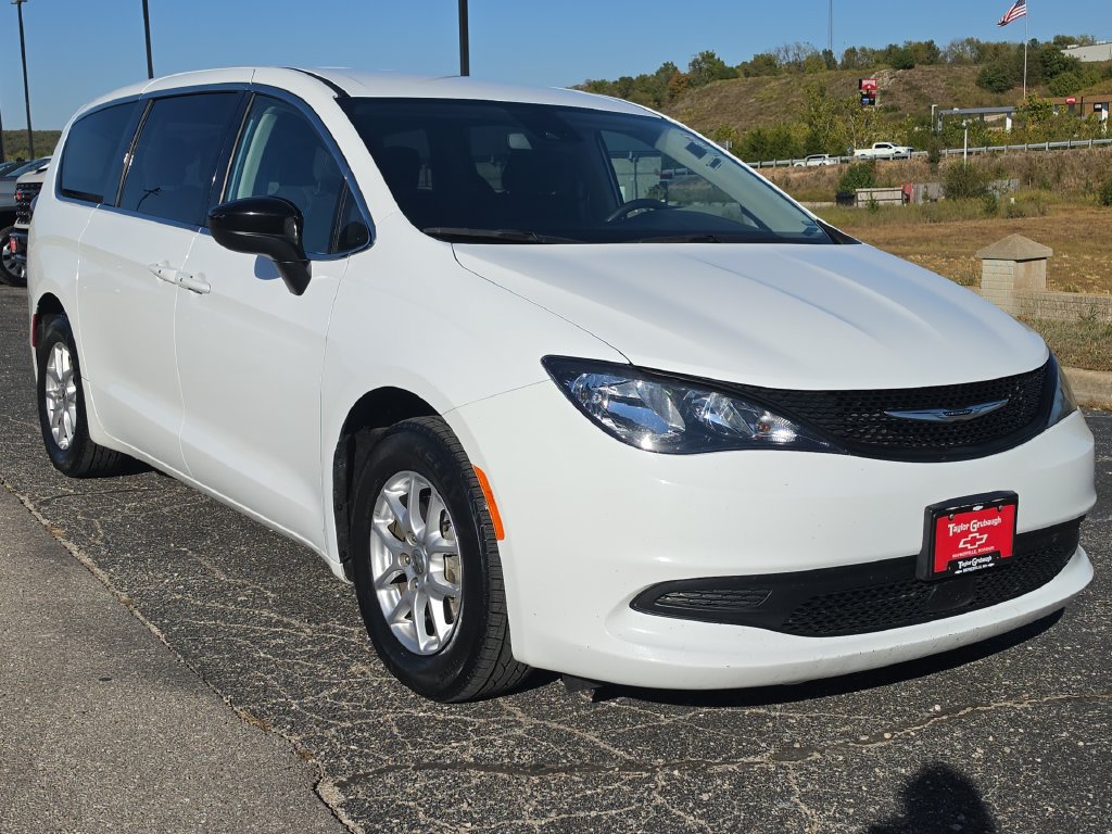 Used 2024 Chrysler Voyager LX