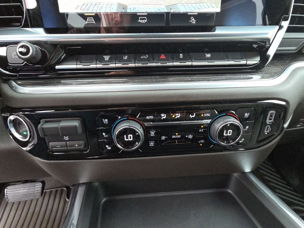 2026 Chevrolet Silverado 3500 HD LTZ - Photo 24