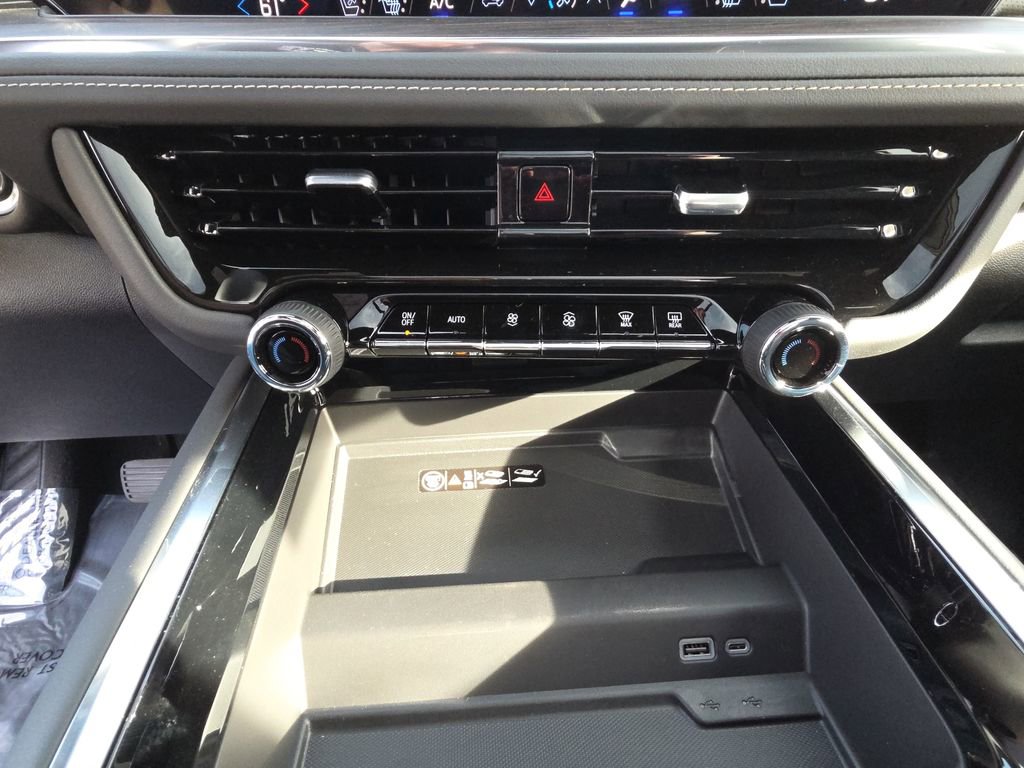 2026 Chevrolet Tahoe Premier - Photo 23