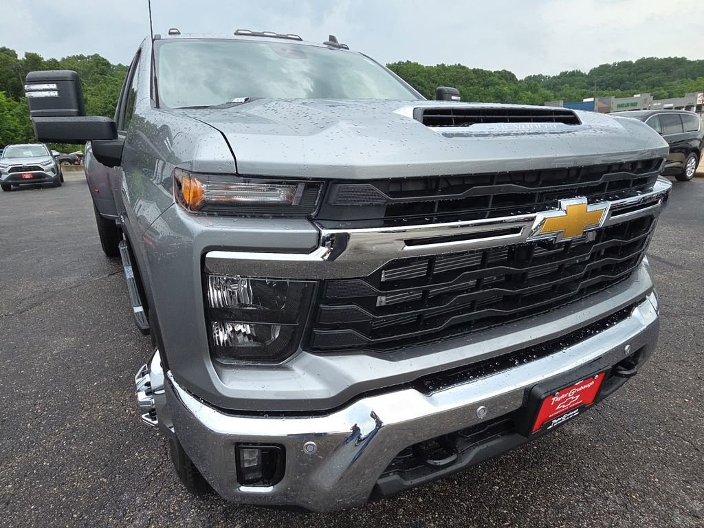 2026 Chevrolet Silverado 3500 HD LT - Photo 12