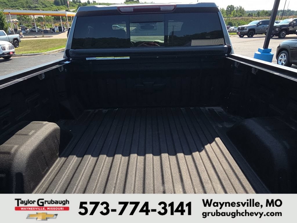 2021 Chevrolet Silverado 1500 LTZ - Photo 8