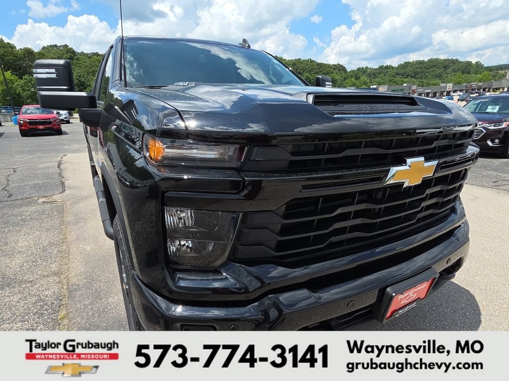 2026 Chevrolet Silverado 2500 HD Custom - Photo 12
