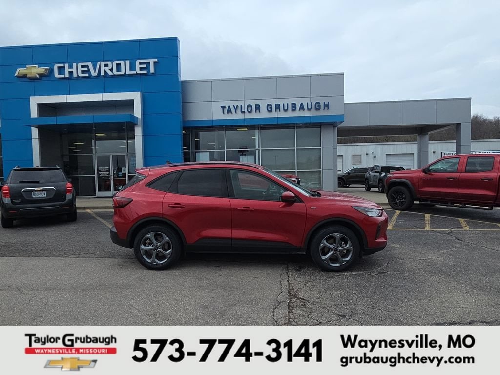 2025 Ford Escape ST-Line Select AWD 2.0L's photo